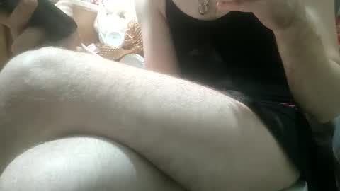 Snapshot of crackback_kyd chatting on December 25, 2024, 10:28 am crackback_kyd online show from December 25, 2024, 10:28 am