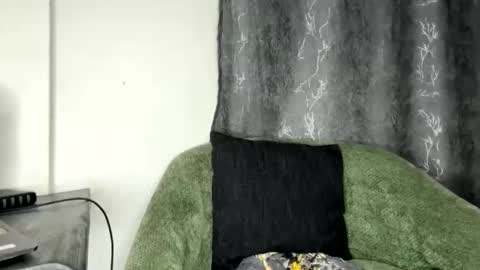 Taliee online show from April 29, 2026, 2:04 am