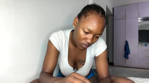 Snapshot of crave_meslowly chatting on July 17, 2026, 1:12 am Taliee online show from July 17, 2026, 1:12 am