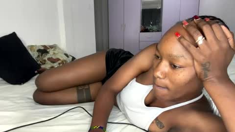 Snapshot of crave_meslowly chatting on August 5, 2026, 3:53 am Taliee online show from August 5, 2026, 3:53 am