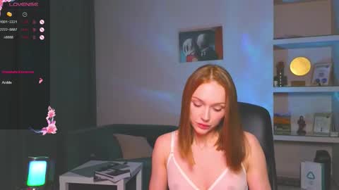 Snapshot of cravelucy chatting on December 2, 2025, 2:12 pm lucy online show from December 2, 2025, 2:12 pm