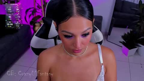 Laura  online show from February 14, 2025, 6:12 am