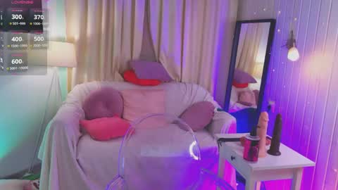 Snapshot of crazy__wine chatting on May 16, 2026, 12:51 am Sonya online show from May 16, 2026, 12:51 am