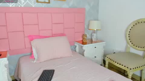 Snapshot of crazy_girl___ chatting on July 21, 2026, 11:34 am crazy_girl___ online show from July 21, 2026, 11:34 am