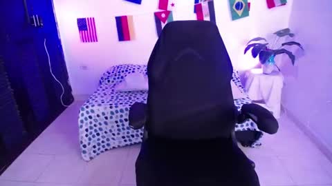 crazy_patty online show from July 28, 2026, 7:39 pm