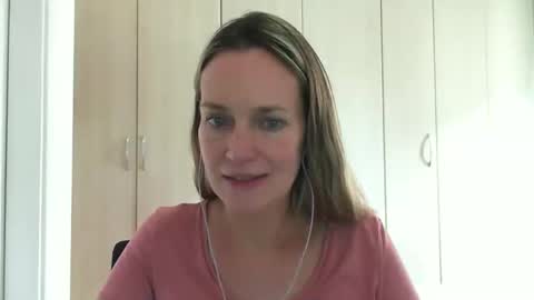 Snapshot of crazyanny chatting on February 26, 2025, 6:32 pm Anny online show from February 26, 2025, 6:32 pm