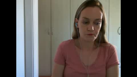 Snapshot of crazyanny chatting on March 4, 2025, 10:57 am Anny online show from March 4, 2025, 10:57 am