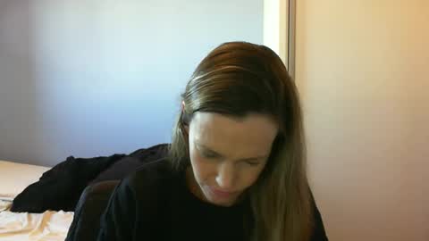 Snapshot of crazyanny chatting on October 22, 2025, 10:48 am Anny online show from October 22, 2025, 10:48 am