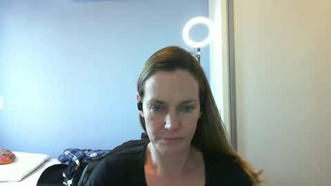 Snapshot of crazyanny chatting on October 27, 2025, 4:00 pm Anny online show from October 27, 2025, 4:00 pm