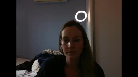 Snapshot of crazyanny chatting on November 4, 2025, 3:55 pm Anny online show from November 4, 2025, 3:55 pm