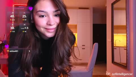 Snapshot of crazybabyyy chatting on October 30, 2025, 5:02 pm Valeri Val online show from October 30, 2025, 5:02 pm