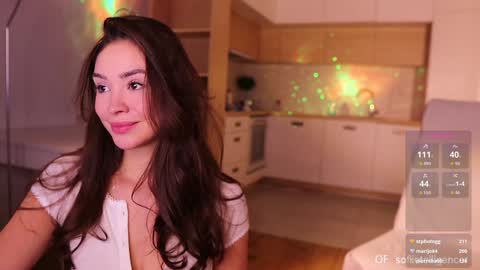 Snapshot of crazybabyyy chatting on November 18, 2025, 2:39 am Valeri Val online show from November 18, 2025, 2:39 am