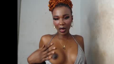 Crazybitch girl online show from November 4, 2025, 5:56 pm