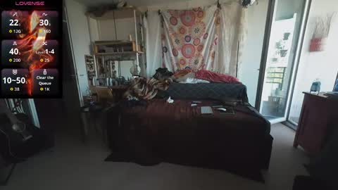 crazydaisy4444 online show from May 26, 2026, 5:53 pm