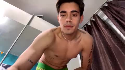 crazydickboy3 online show from February 12, 2025, 11:18 am