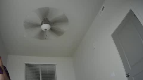 Snapshot of crazyguy777x chatting on November 16, 2025, 4:40 am crazyguy777x online show from November 16, 2025, 4:40 am