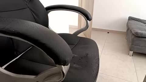 crazylive5 online show from December 3, 2024, 2:27 pm