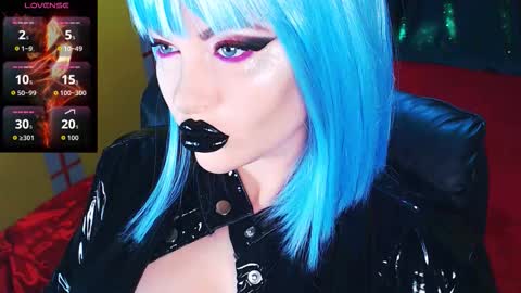 Roxy online show from February 11, 2026, 3:06 pm