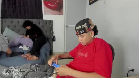 Snapshot of crazzy_master1 chatting on April 6, 2026, 4:46 am crazzy_master1 online show from April 6, 2026, 4:46 am