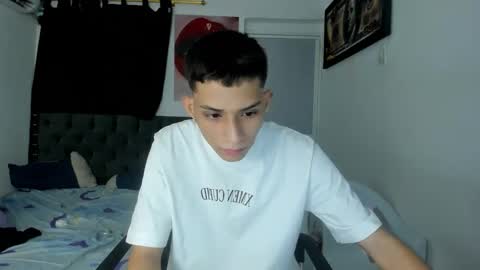 Snapshot of crazzy_master1 chatting on April 13, 2026, 2:17 am crazzy_master1 online show from April 13, 2026, 2:17 am