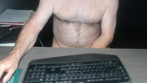 Creamormilk online show from November 22, 2025, 9:30 am