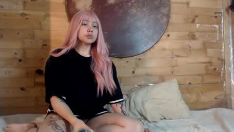  CAMILA Y SEBASTIAN online show from January 3, 2025, 6:11 am