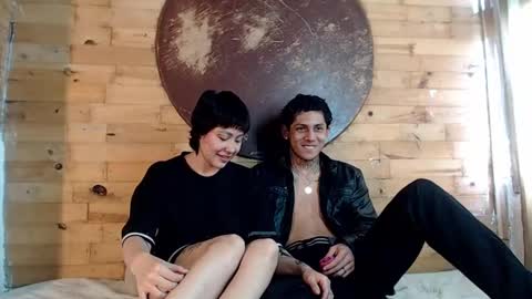  CAMILA Y SEBASTIAN online show from January 13, 2025, 6:27 pm