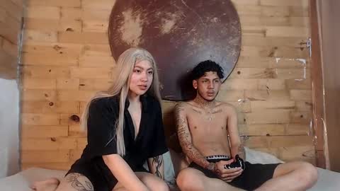  CAMILA Y SEBASTIAN online show from February 10, 2025, 3:13 am