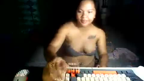 Snapshot of creamy_cunt4uxx chatting on July 18, 2026, 5:22 am my pussy always wet online show from July 18, 2026, 5:22 am