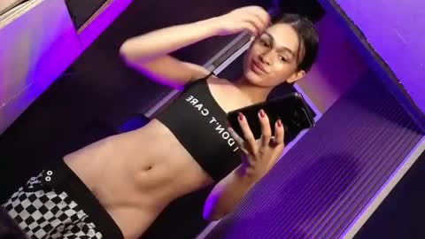 Snapshot of creamy_delilah chatting on August 2, 2026, 11:30 am Delilah online show from August 2, 2026, 11:30 am