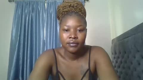 creamy_pie1 online show from March 4, 2026, 8:31 am