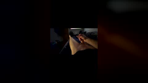 Snapshot of creamyblaster chatting on November 28, 2025, 9:01 am creamyblaster online show from November 28, 2025, 9:01 am