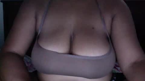 Snapshot of creamycocobabe chatting on May 21, 2026, 2:02 pm CreamyCocoBabe online show from May 21, 2026, 2:02 pm