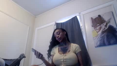 Snapshot of creamyexotica chatting on March 7, 2025, 3:07 pm CreamyExotica online show from March 7, 2025, 3:07 pm