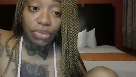 Snapshot of creamyexotica chatting on November 30, 2025, 11:14 am CreamyExotica online show from November 30, 2025, 11:14 am