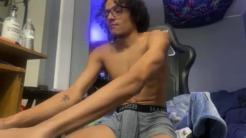 Snapshot of creamypopsicle7 chatting on December 13, 2024, 12:20 am Cream online show from December 13, 2024, 12:20 am