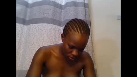 Snapshot of creamypussy15 chatting on November 4, 2025, 9:52 am MARY online show from November 4, 2025, 9:52 am