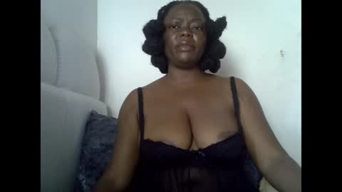 creamypussyxx online show from May 10, 2026, 4:01 pm