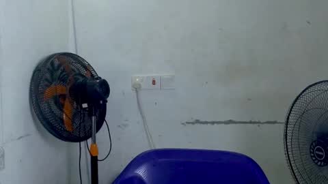 creamyxpussyx online show from July 25, 2026, 10:57 am