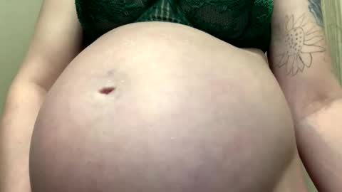 Snapshot of creative_k chatting on February 9, 2026, 6:12 pm Breed me daddy online show from February 9, 2026, 6:12 pm