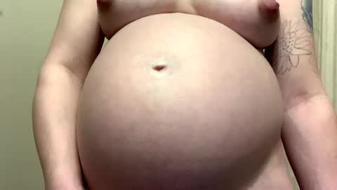 Snapshot of creative_k chatting on February 14, 2026, 1:46 am Breed me daddy online show from February 14, 2026, 1:46 am