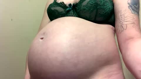 Snapshot of creative_k chatting on February 23, 2026, 2:25 pm Breed me daddy online show from February 23, 2026, 2:25 pm