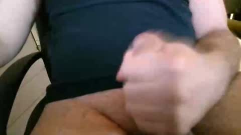 creator8871 online show from April 7, 2026, 1:22 pm