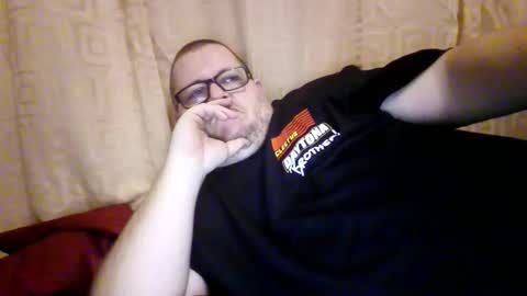 Snapshot of creeeping_death chatting on February 16, 2026, 3:46 am The hopeless romantic online show from February 16, 2026, 3:46 am