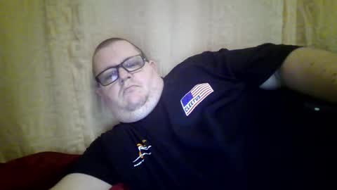 Snapshot of creeeping_death chatting on March 3, 2026, 9:21 pm The hopeless romantic online show from March 3, 2026, 9:21 pm