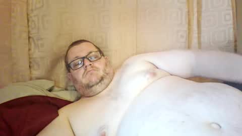 Snapshot of creeeping_death chatting on March 19, 2026, 7:29 pm The hopeless romantic online show from March 19, 2026, 7:29 pm