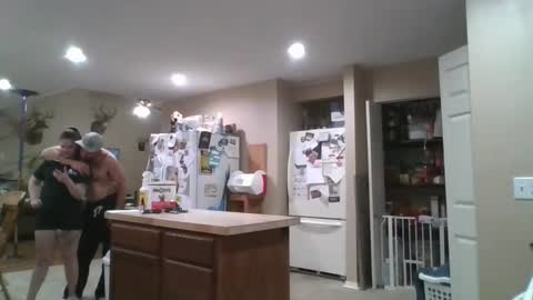 Snapshot of creeksidecouple chatting on January 13, 2026, 1:55 am Creeksidecouple online show from January 13, 2026, 1:55 am