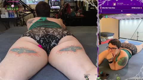 Snapshot of creepycrawlyqueen chatting on February 4, 2025, 8:24 am Amethyst online show from February 4, 2025, 8:24 am