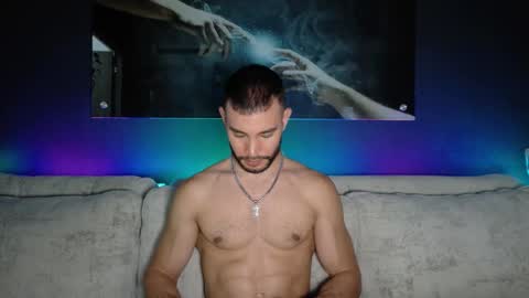 Snapshot of crhistian1_ chatting on February 10, 2026, 3:32 am CRHISTIAN online show from February 10, 2026, 3:32 am