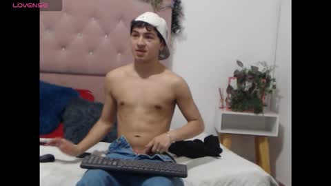 Snapshot of criissfer chatting on March 2, 2026, 6:26 pm criissfer online show from March 2, 2026, 6:26 pm